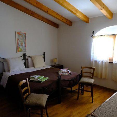 Casa Vacanze Campo D'Arco Nocera Umbra Bagian luar foto